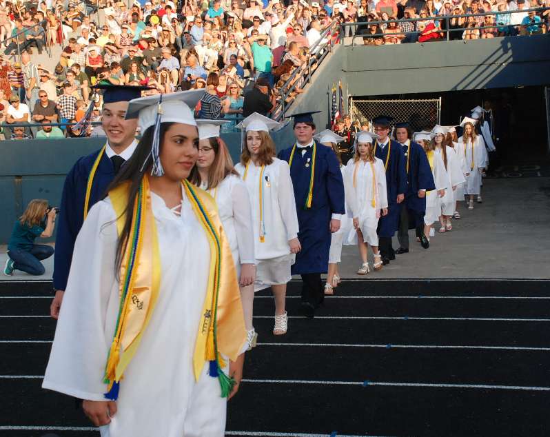 253 White County Graduates Receive Diplomas WRWH